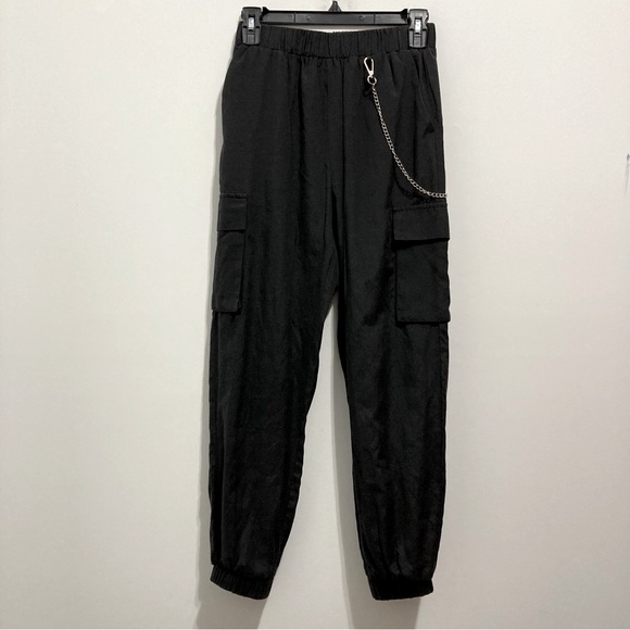 Women’s Chain Detail Flap Pocket Black Cargo Pants - Picture 3 of 12